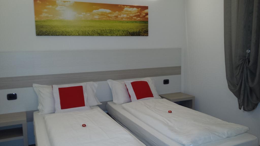 B&B Nuova Ostiglia Quinto Di Treviso Стая снимка